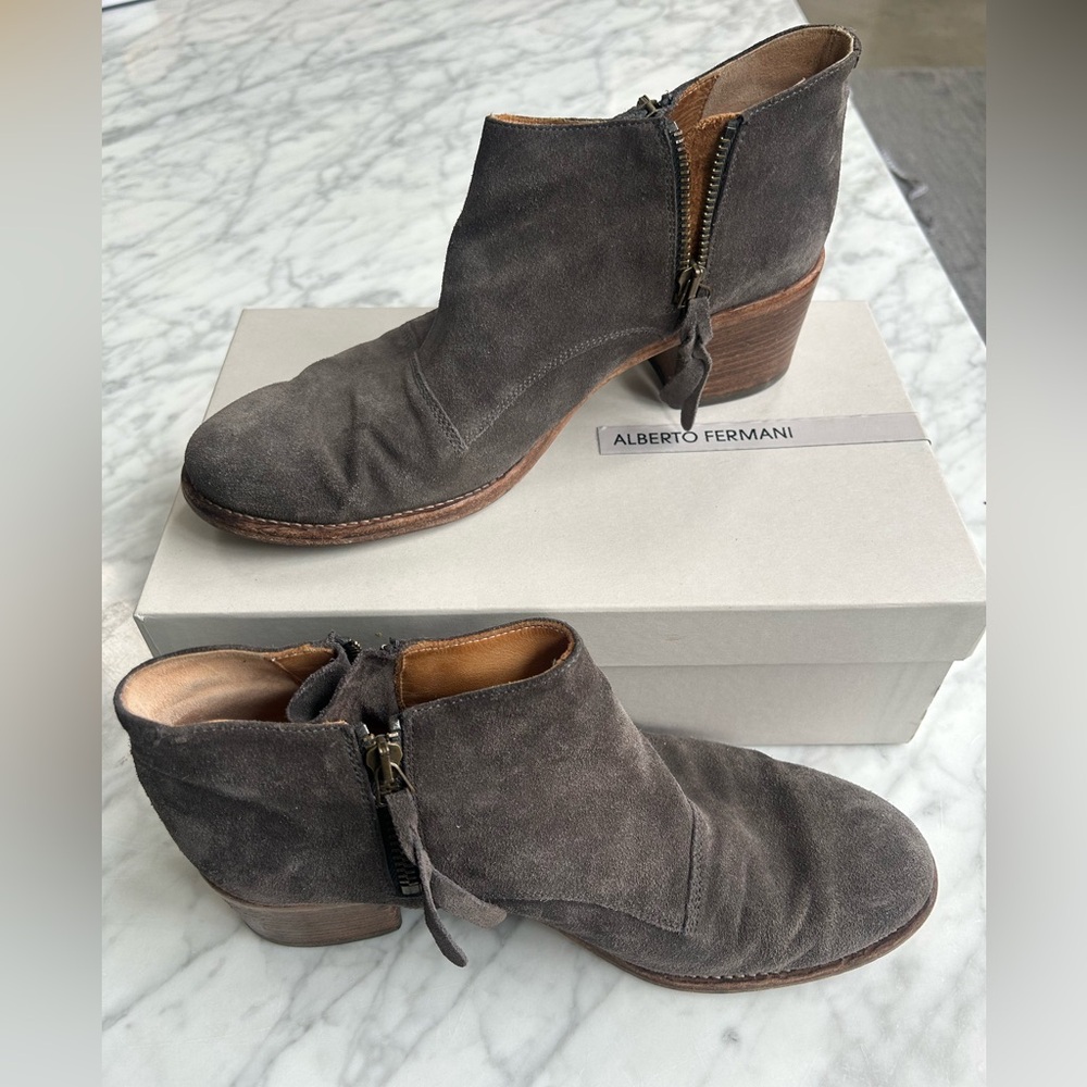 Alberto Fermani Charcoal Suede Ankle Booties Size 41